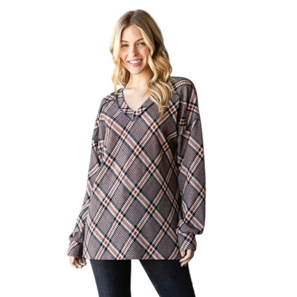Heimish USA Plaid V Neck Long Sleeve Top Womens Size 1X Exposed Seam Shirt NEW